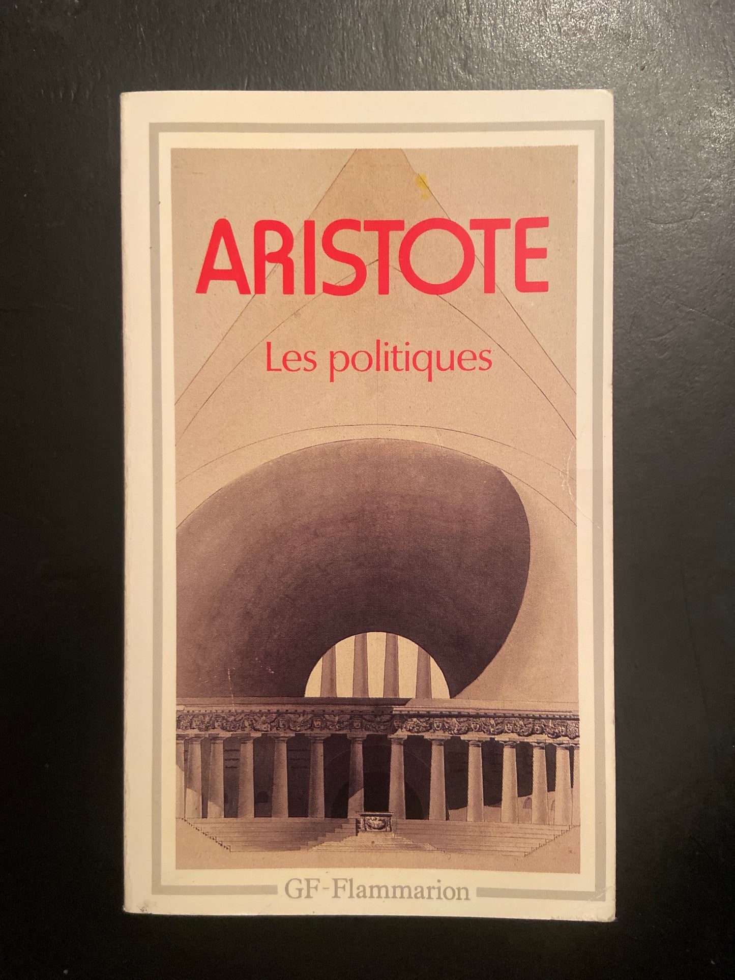 LES POLITIQUES