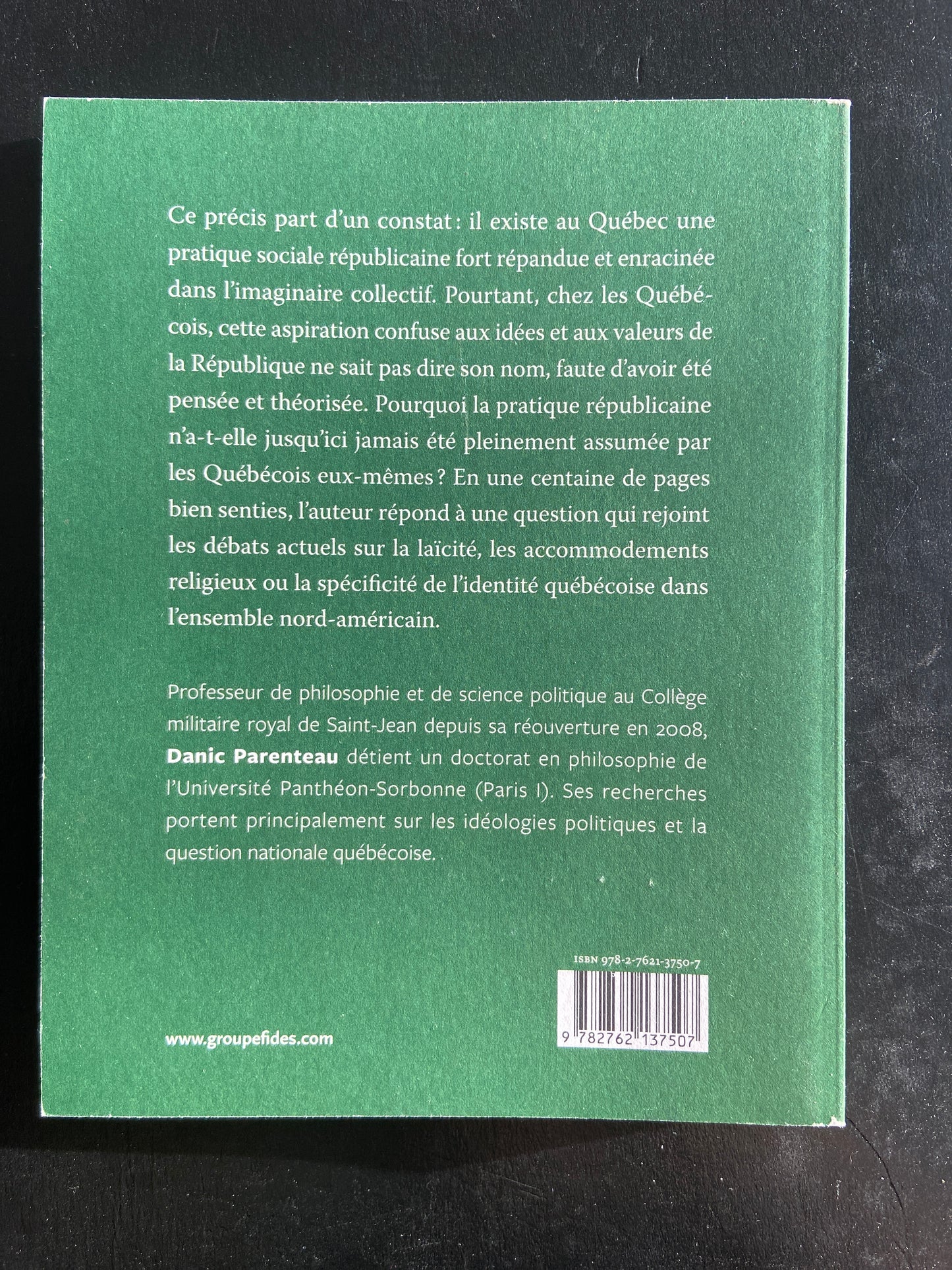PRÉCIS RÉPUBLICAIN À L'USAGE DES QUÉBÉCOIS