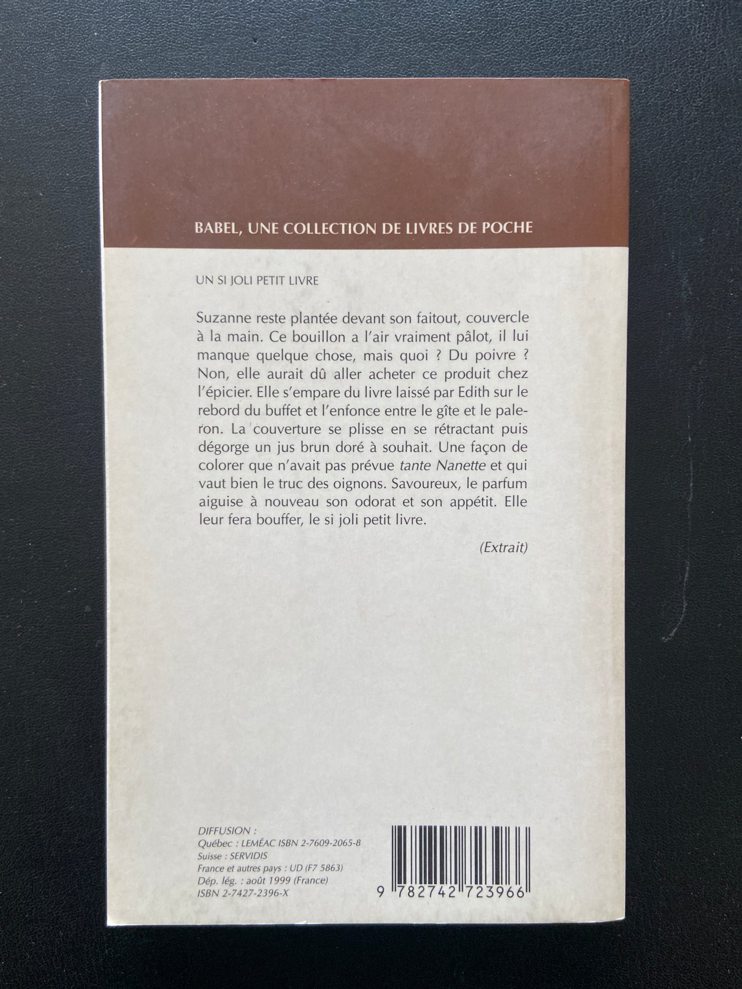 UN SI JOLI PETIT LIVRE