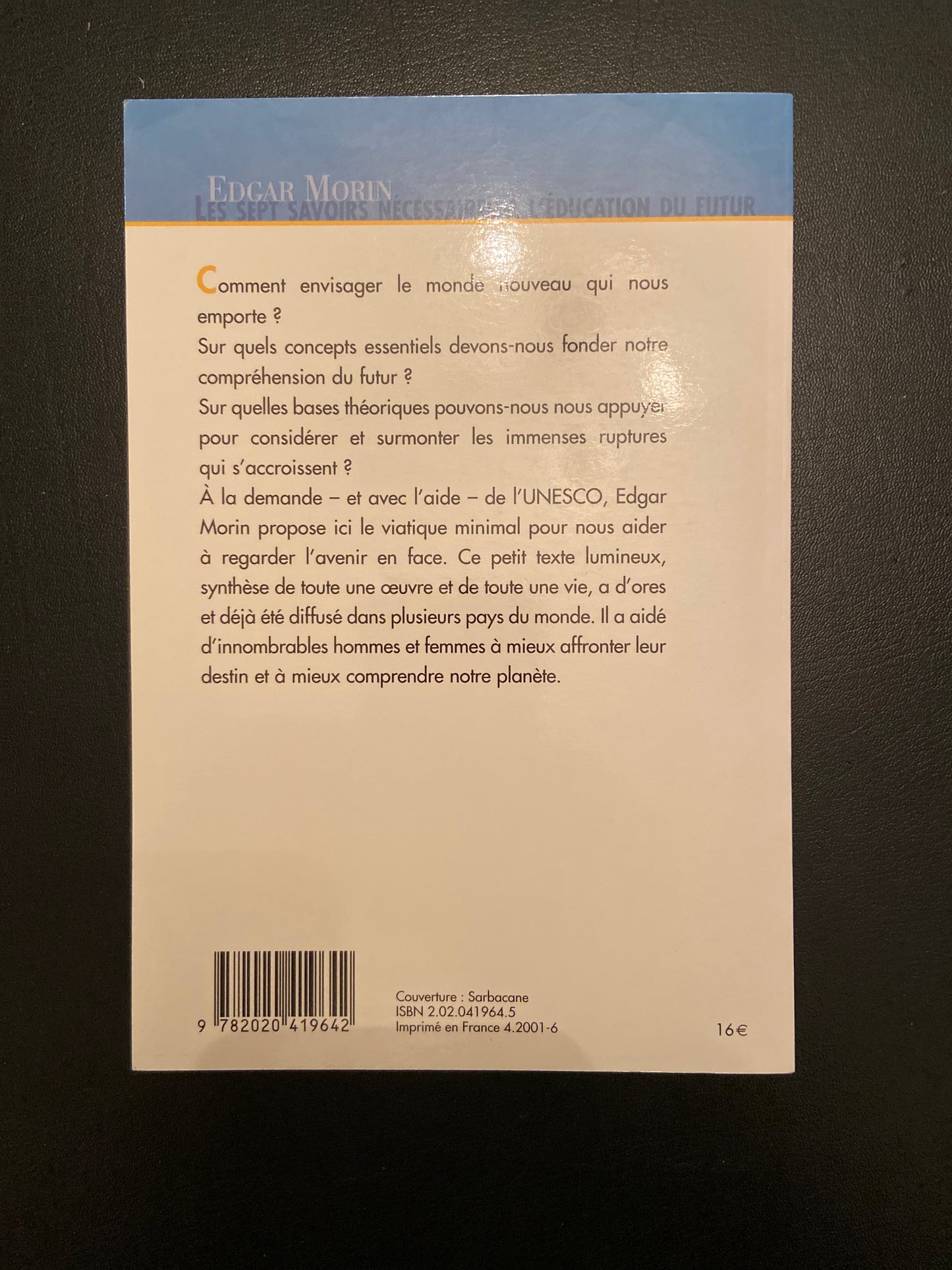 LES SEPT SAVOIRS NÉCESSAIRES À L'ÉDUCATION DU FUTUR
