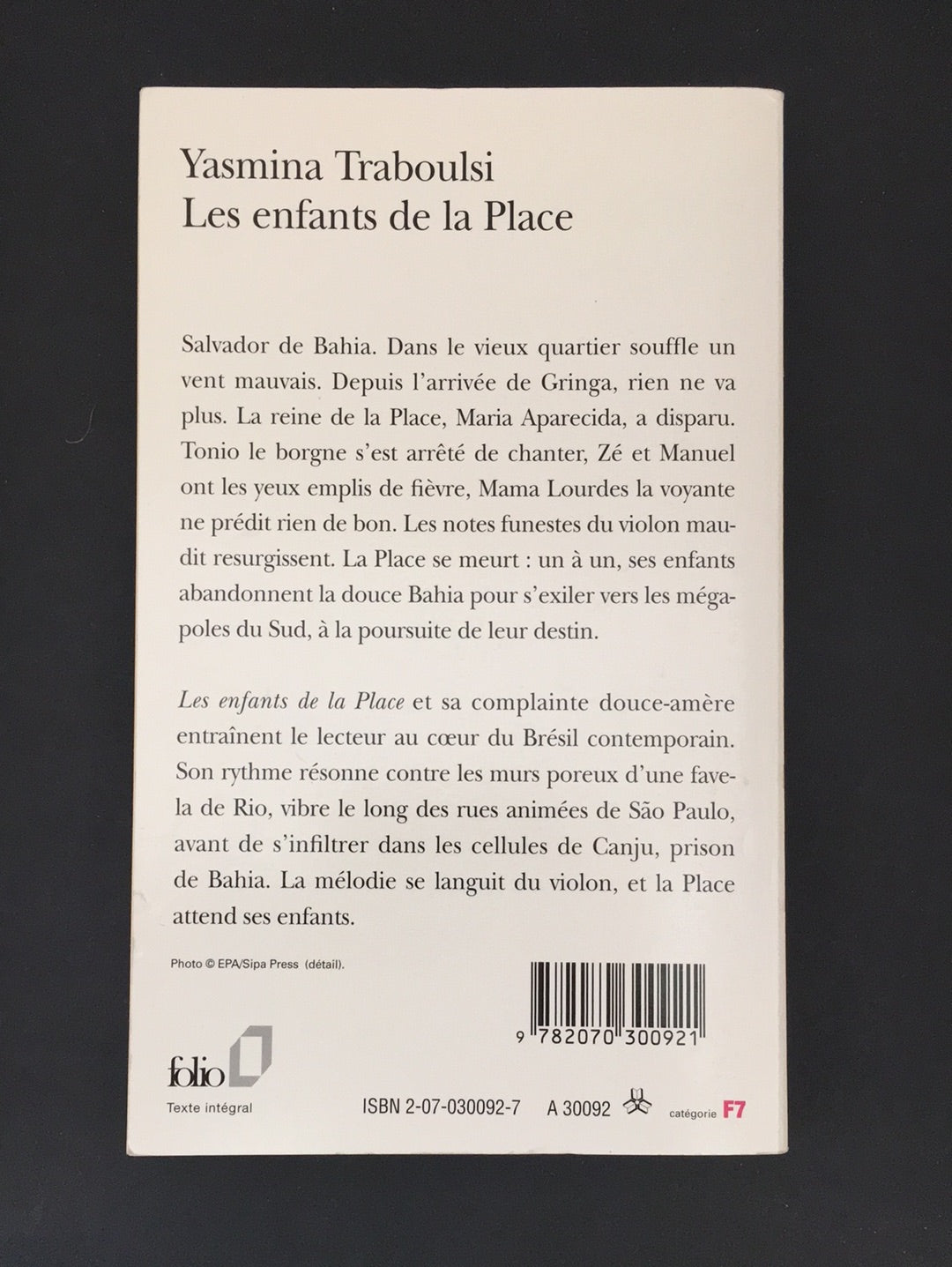 LES ENFANTS DE LA PLACE
