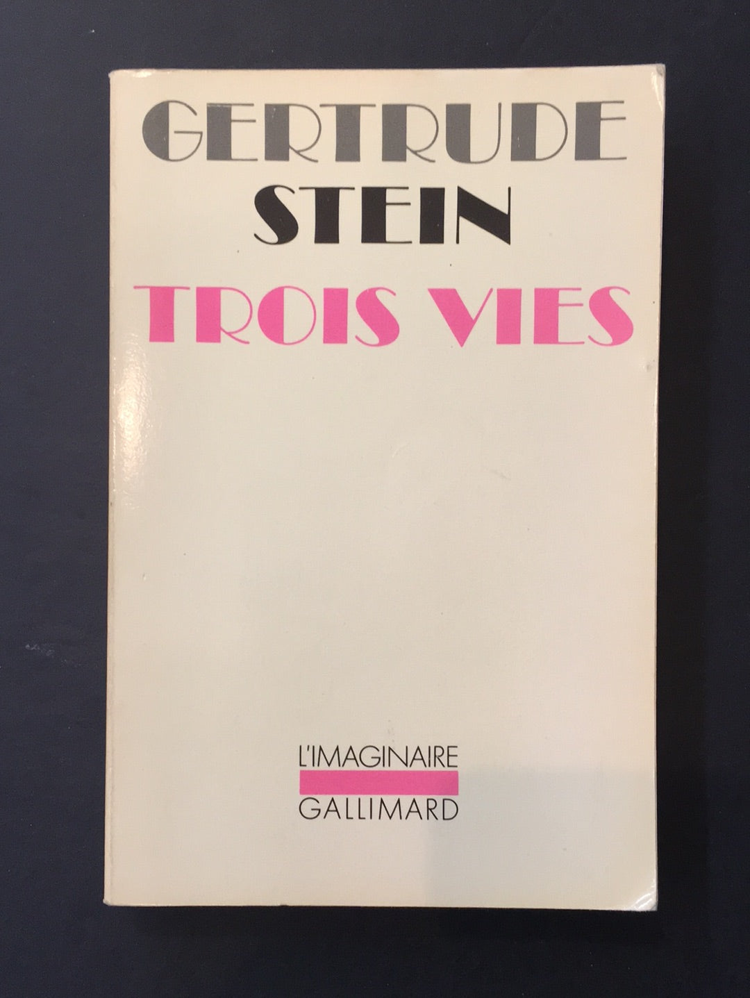 TROIS VIES