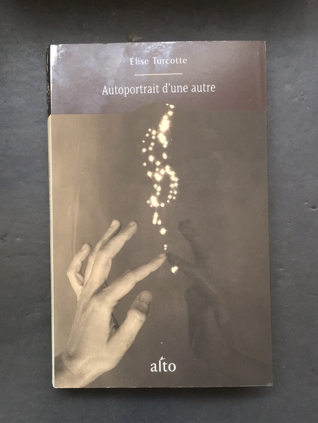 AUTOPORTRAIT D'UNE AUTRE