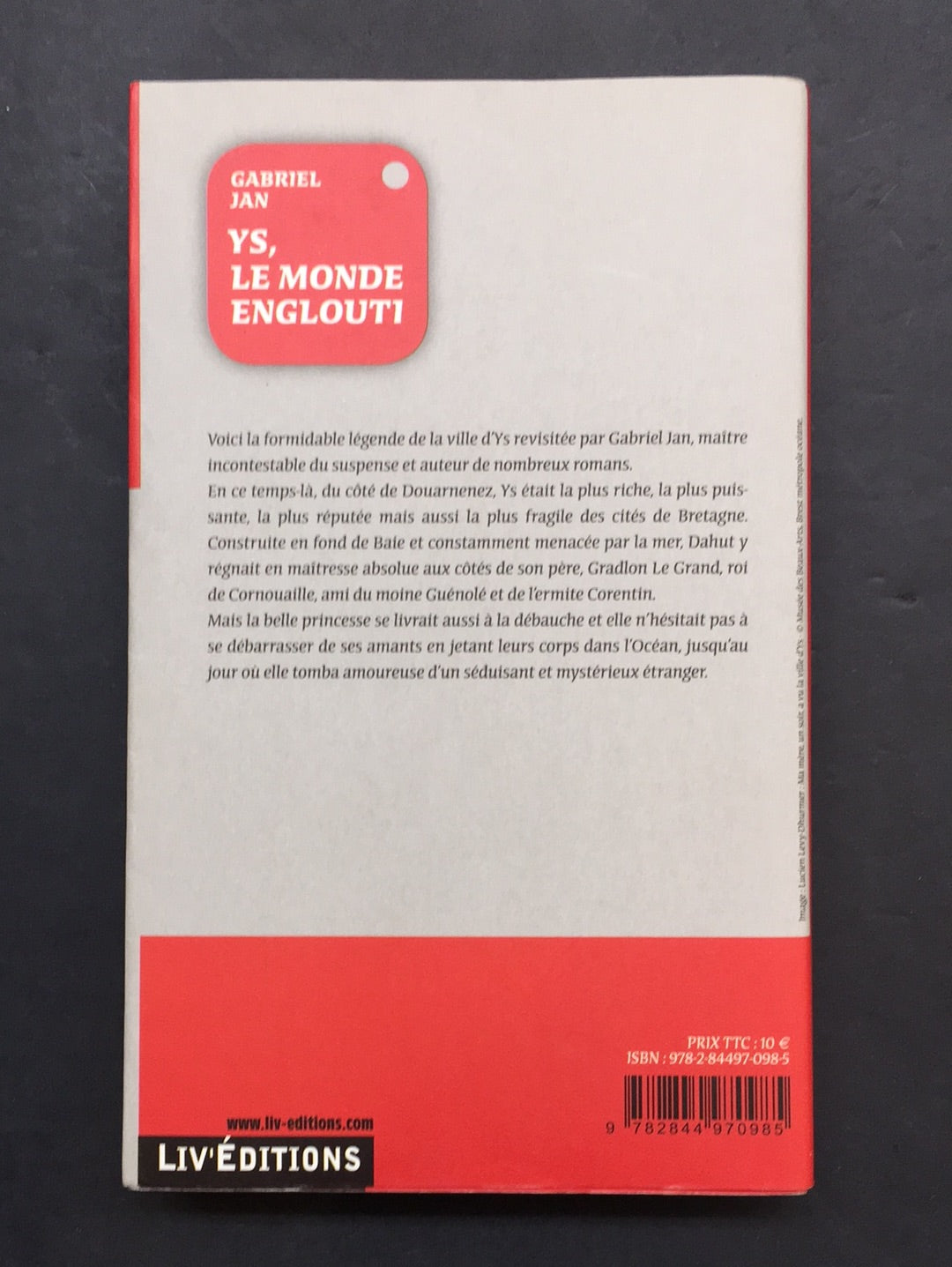 YS, LE MONDE ENGLOUTI