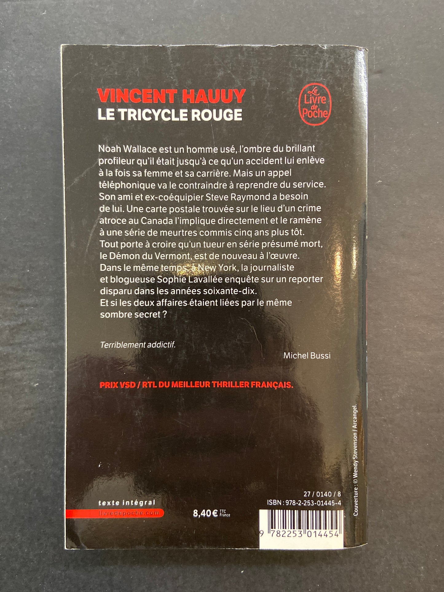 LE TRICYCLE ROUGE