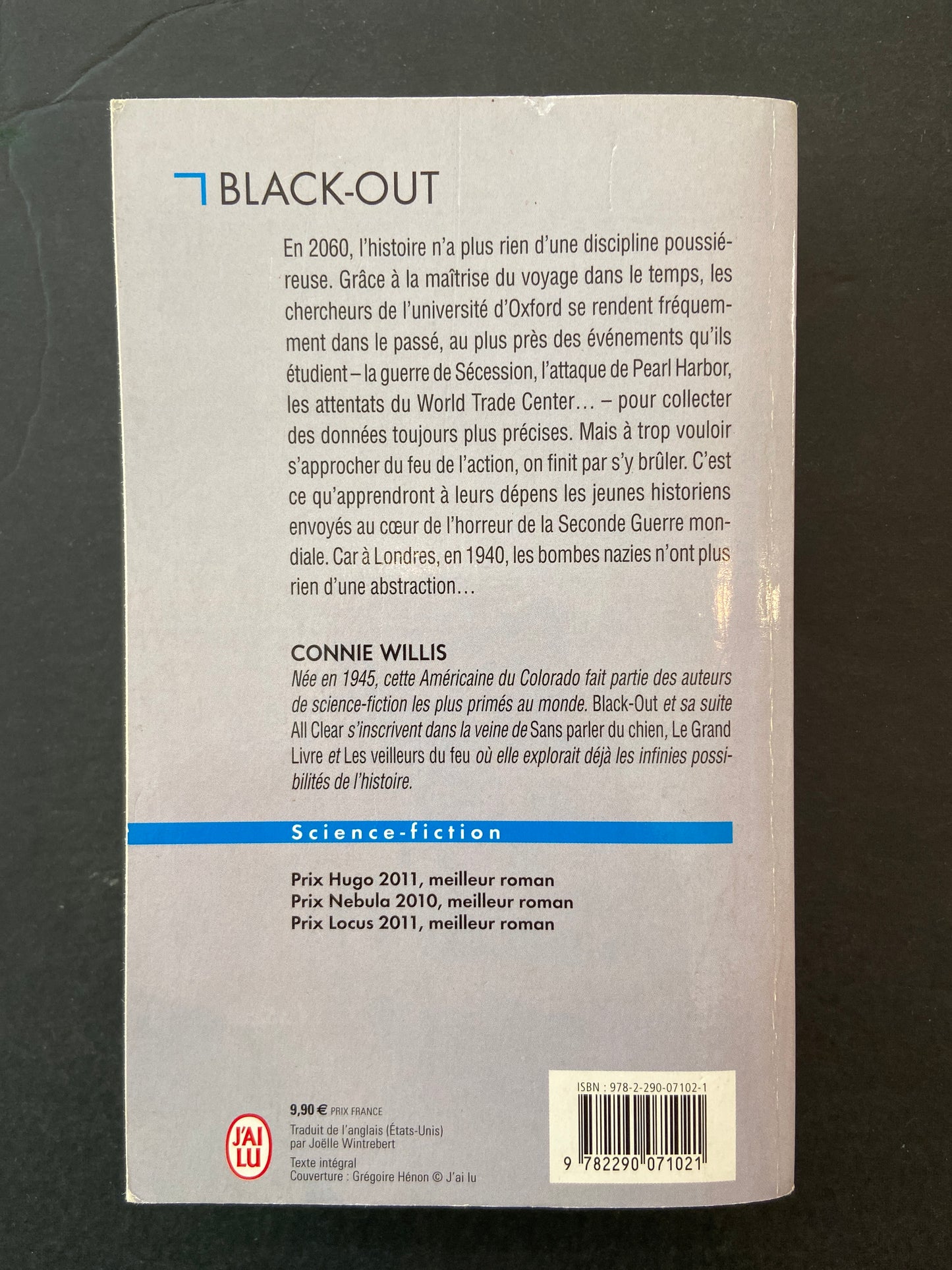 BLACK-OUT
