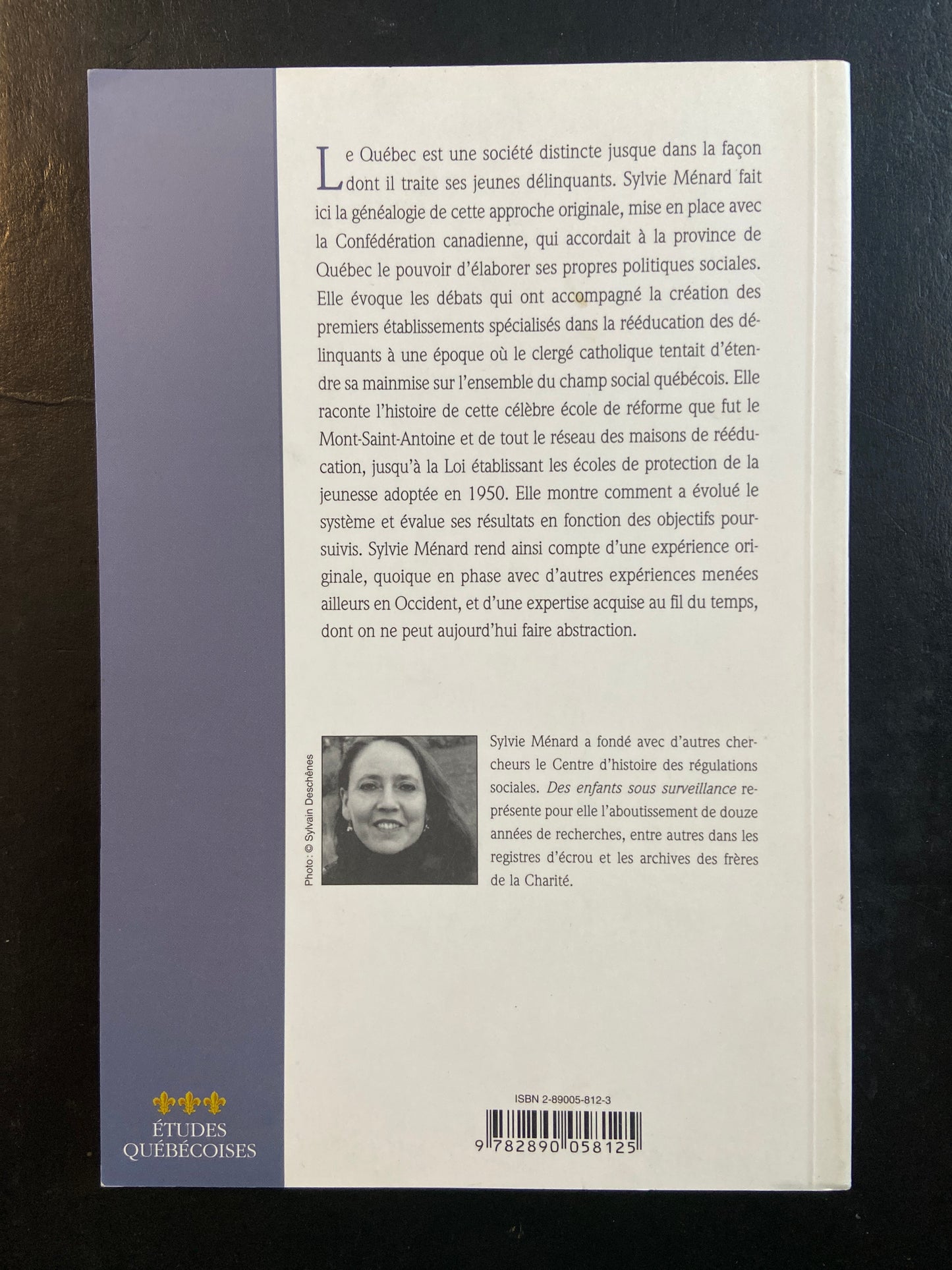 DES ENFANTS SOUS SURVEILLANCE