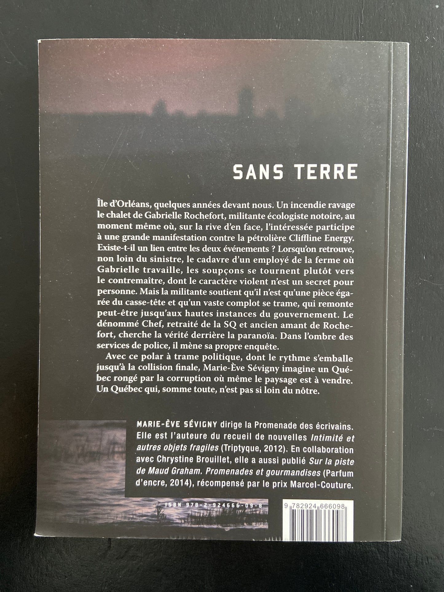 SANS TERRE