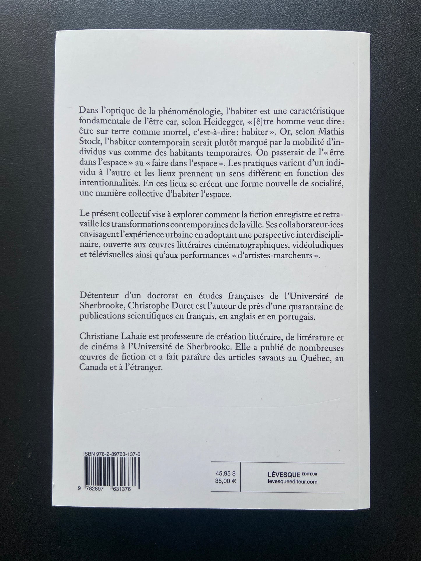 ICI ET MAINTENANT - LES REPRÉSENTATIONS DE L'HABITER URBAIN SANS LA FICTION CCONTEMPORAINE
