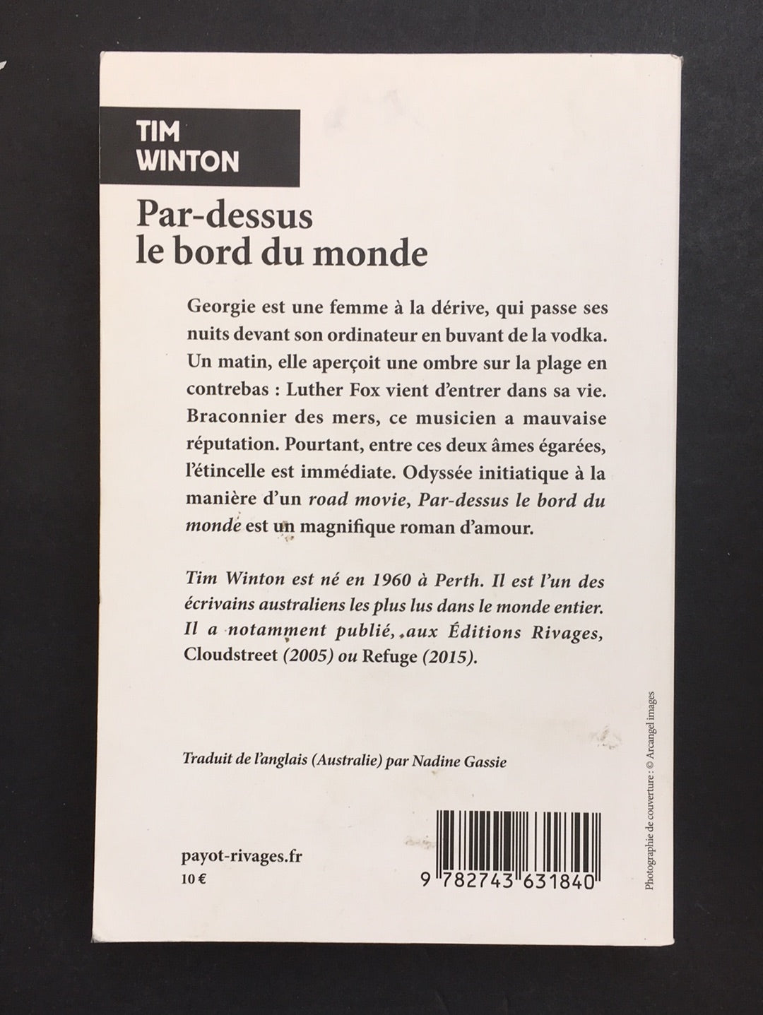 PAR-DESSUS LE BORD DU MONDE