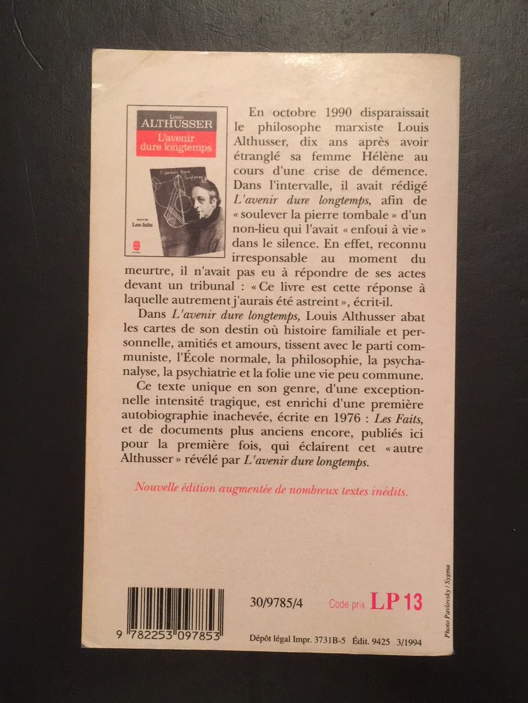 L'AVENIR DURE LONGTEMPS