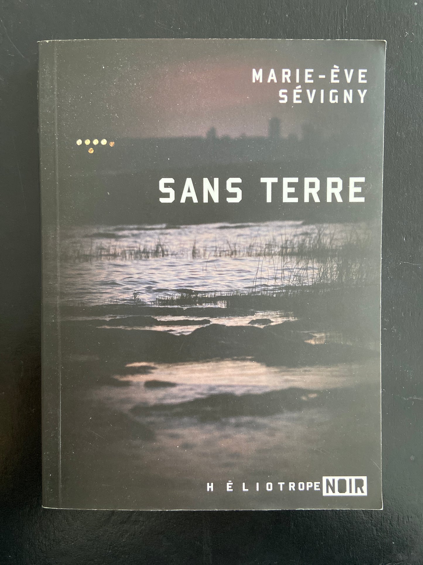 SANS TERRE