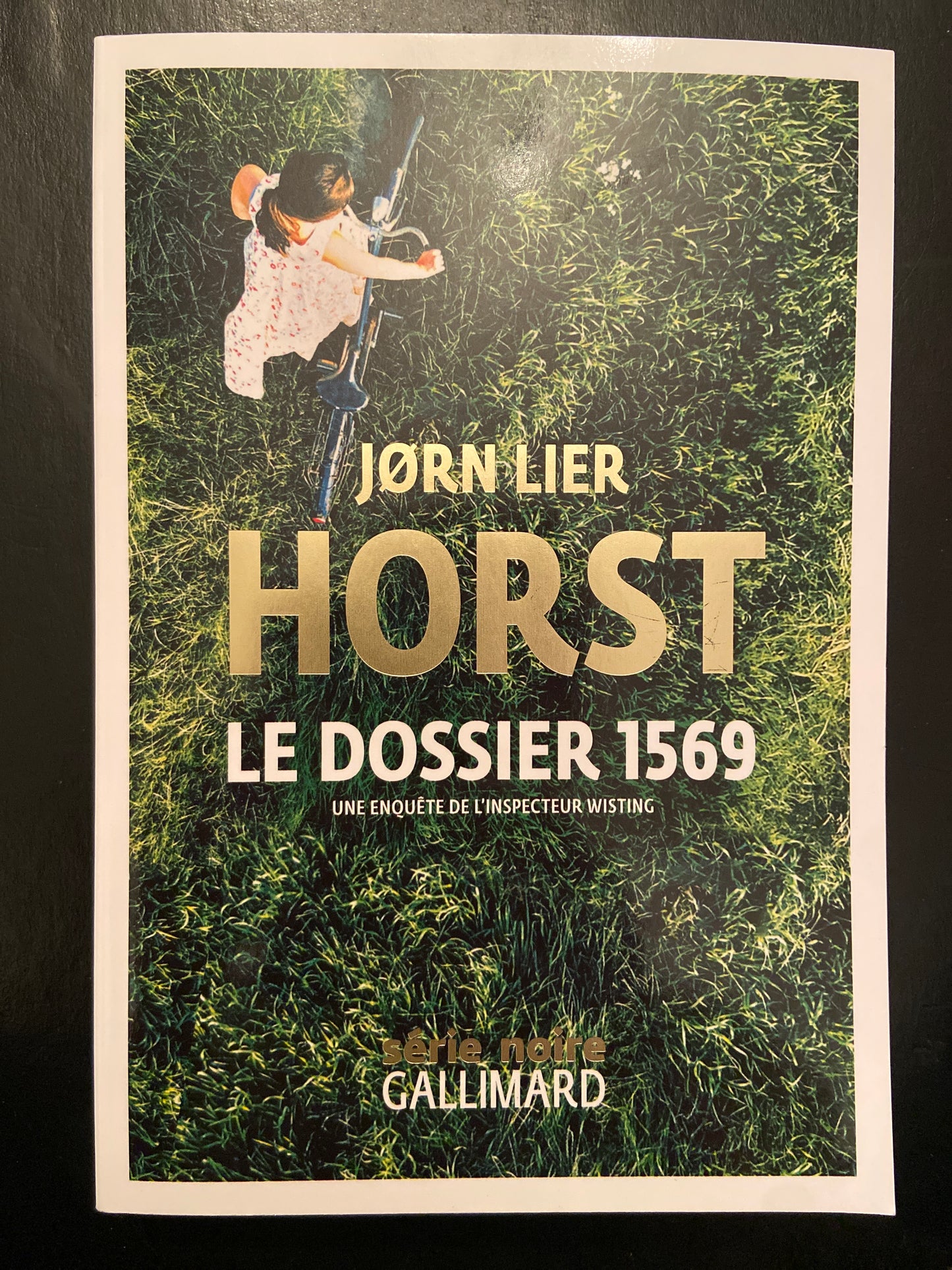 LE DOSSIER 1569
