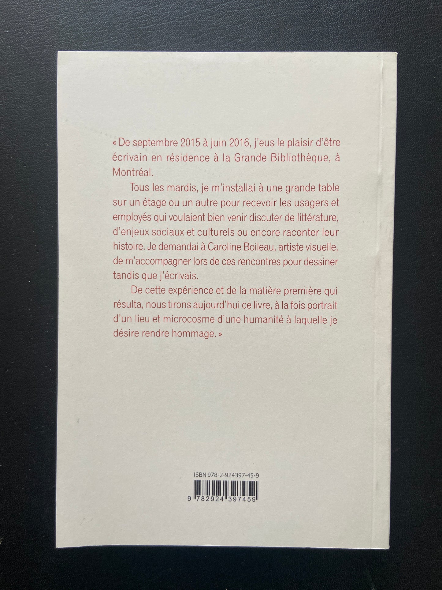 LA GRANDE BAIE - PORTRAIT D'UNE BIBLIOTHÈQUE