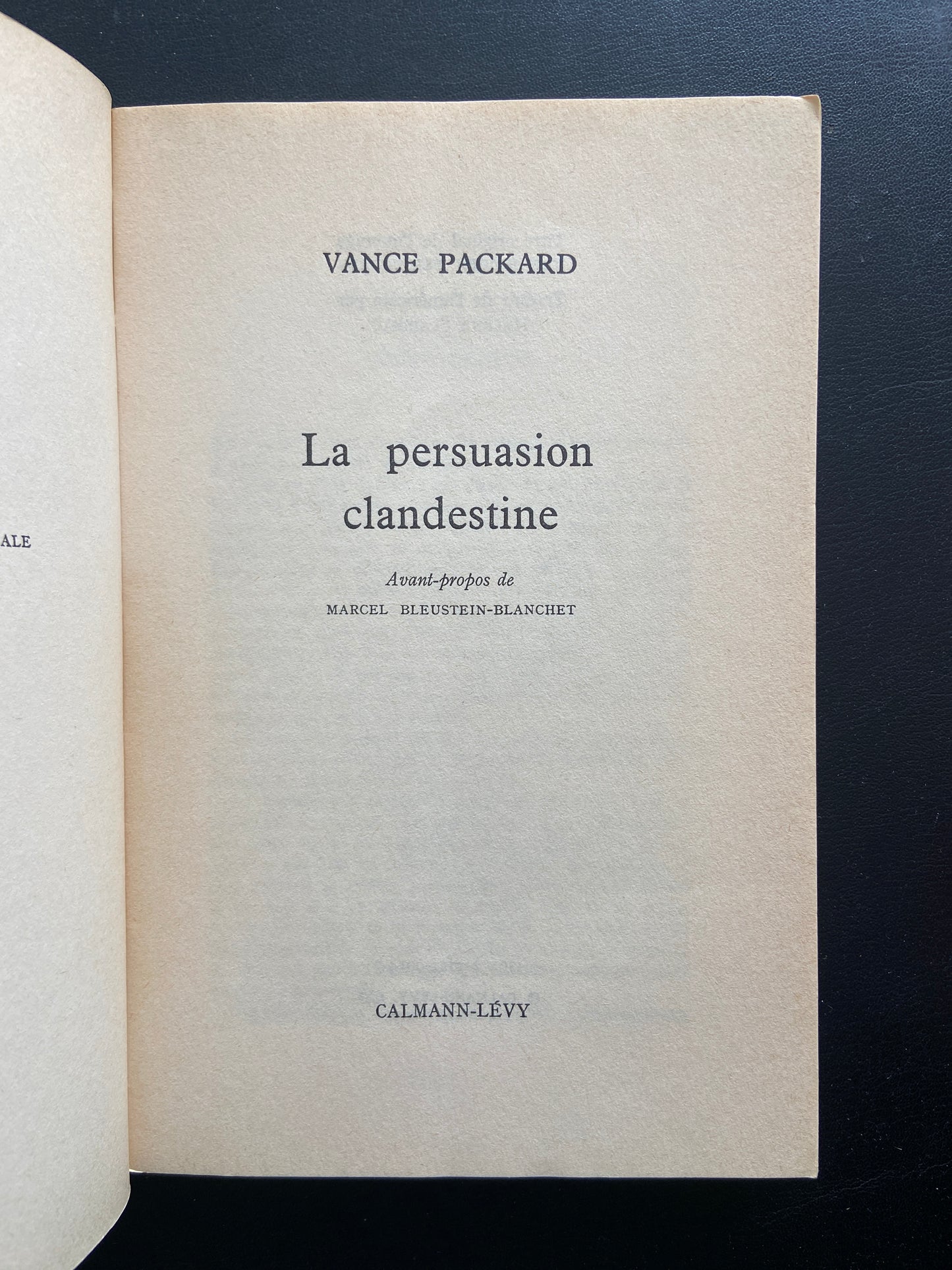 LA PERSUASION CLANDESTINE