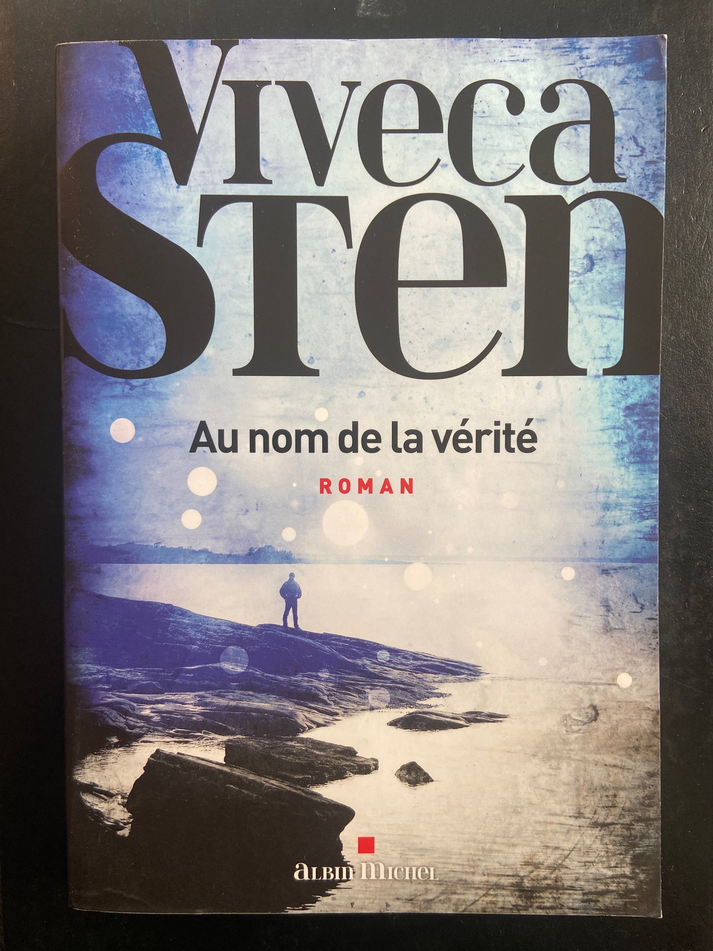 AU NOM DE LA VÉRITÉ