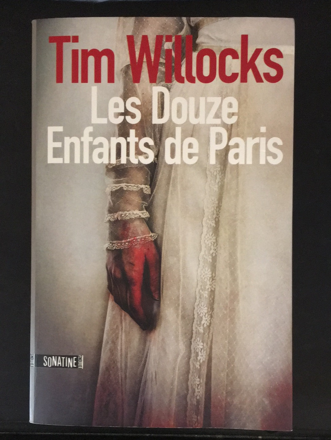 LES DOUZE ENFANTS DE PARIS