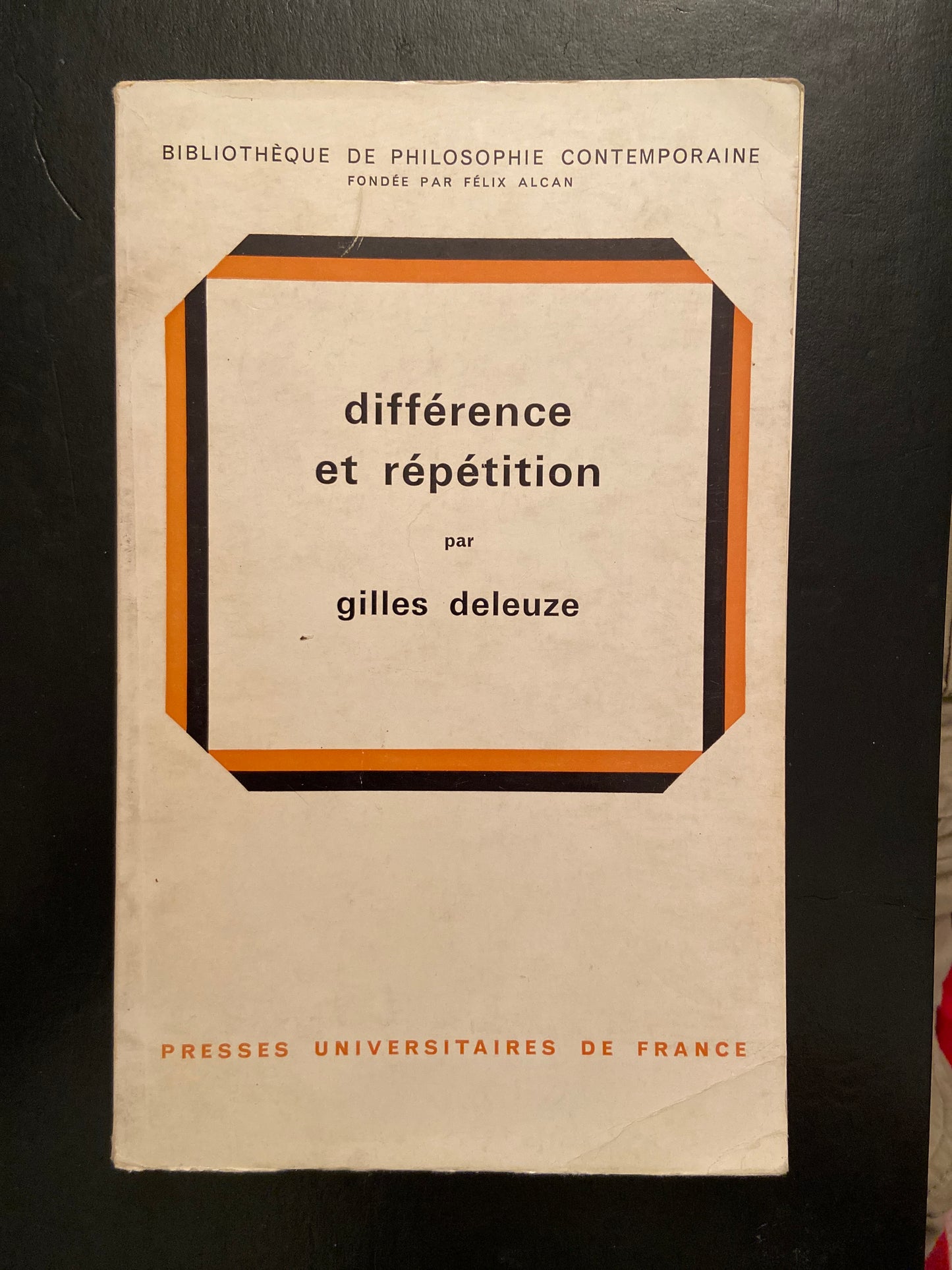 DIFFÉRENCE ET RÉPÉTITION