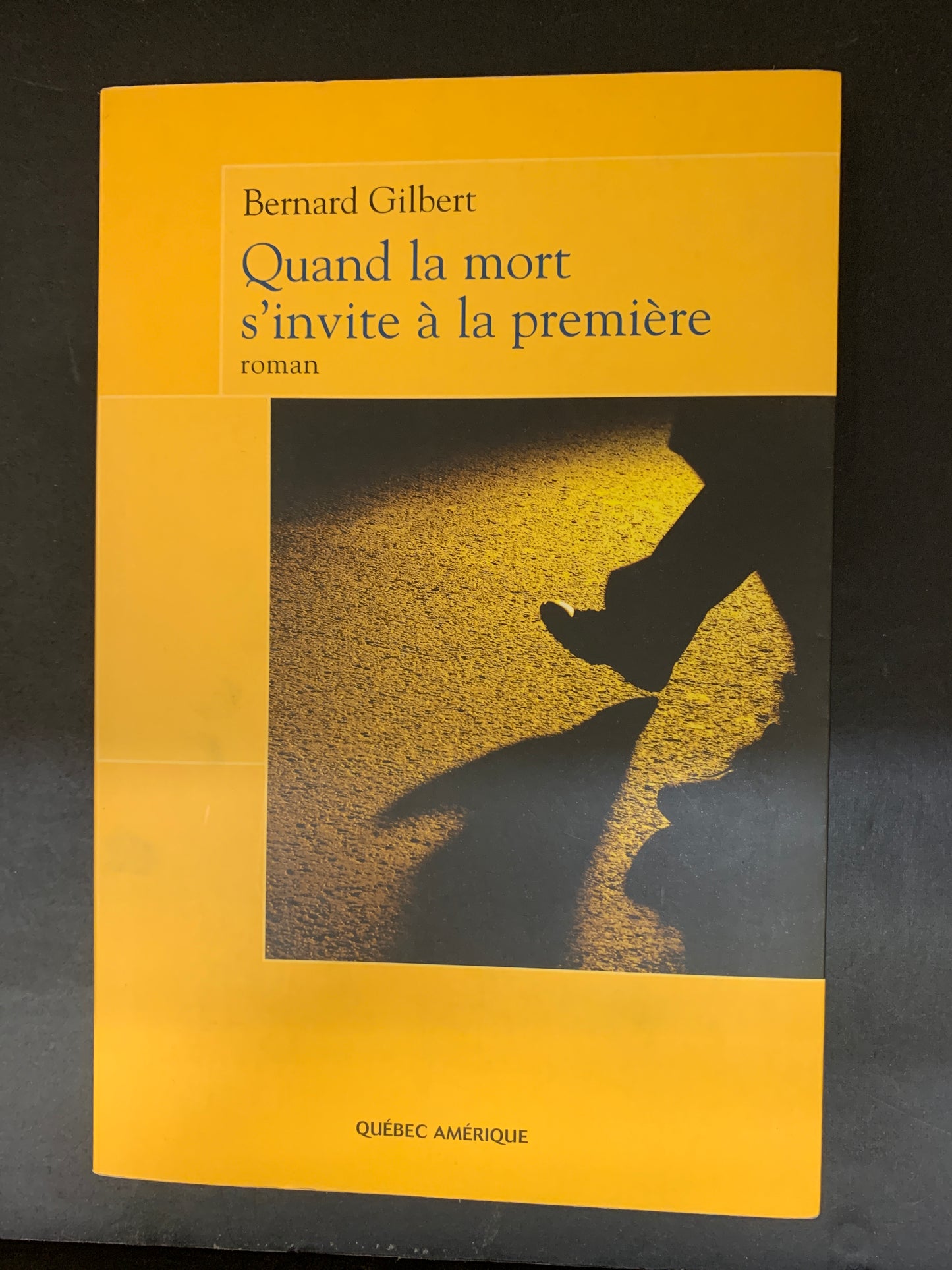 QUAND LA MORT S'INVITE À LA PREMIÈRE