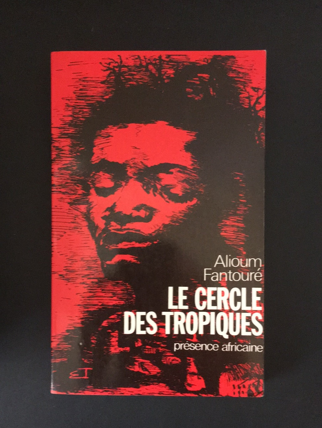 LE CERCLE DES TROPIQUES