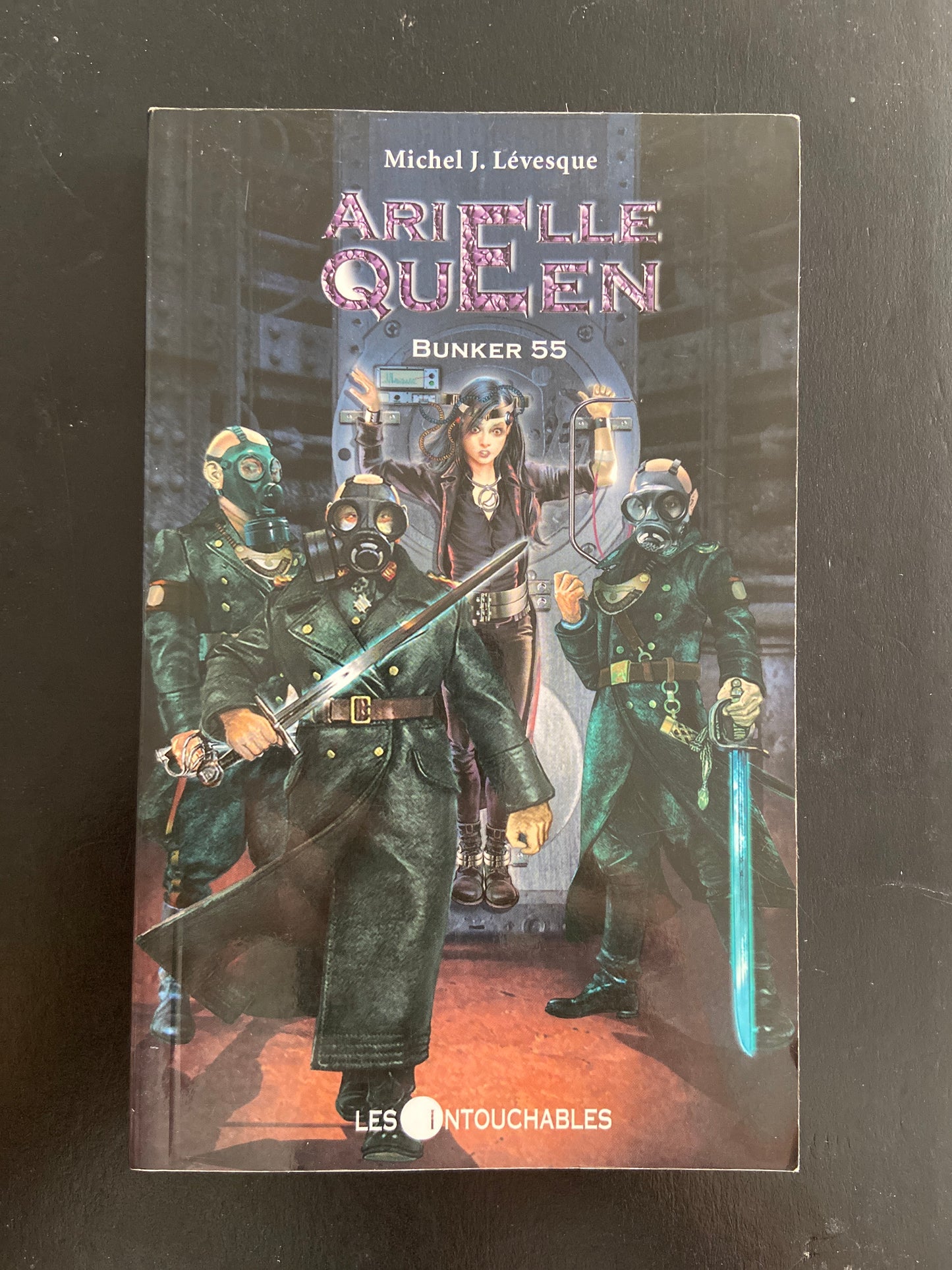 ARIELLE QUEEN - TOME 05 - BUNKER 55