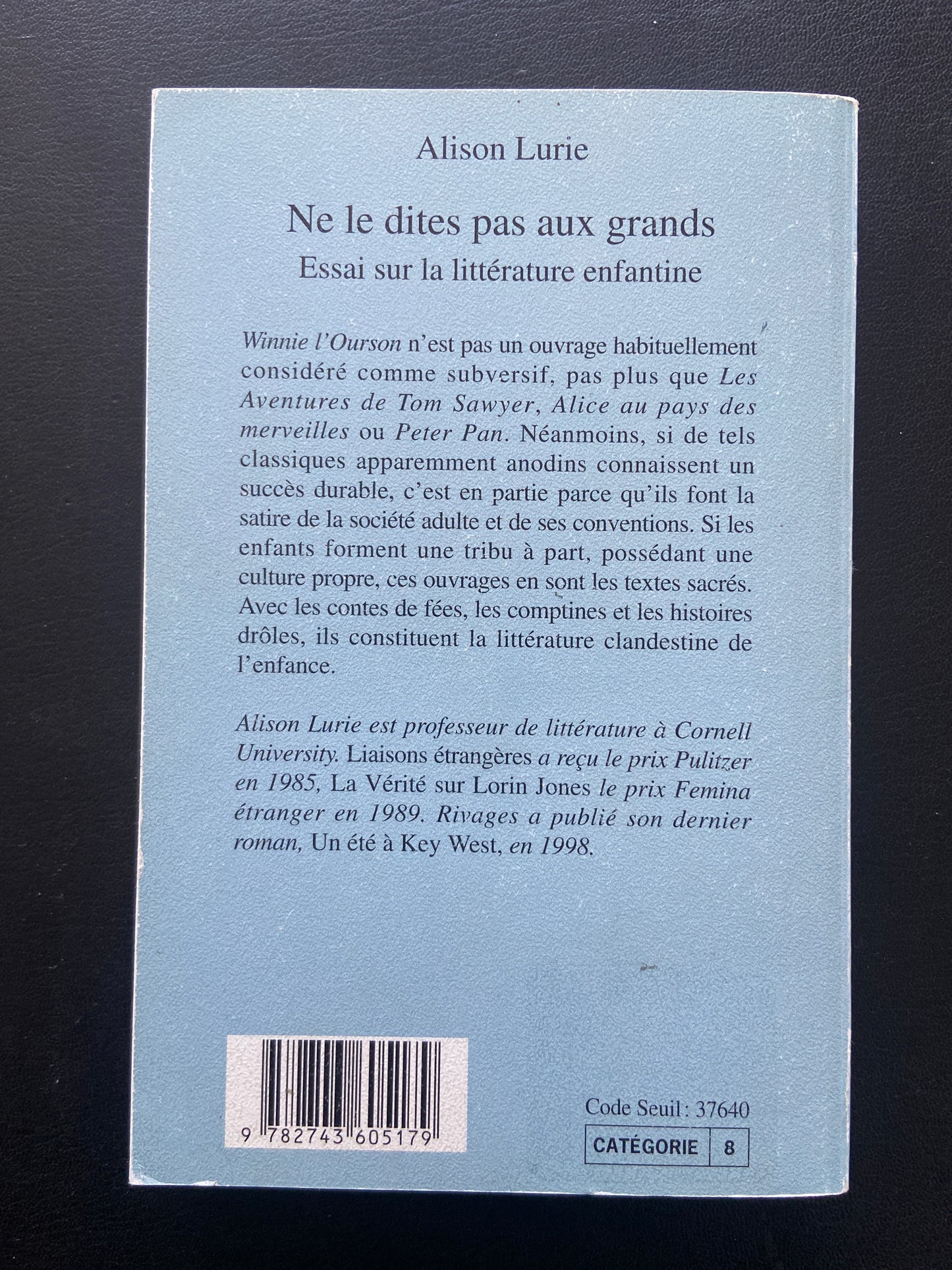 NE LE DITES PAS AUX GRANDS