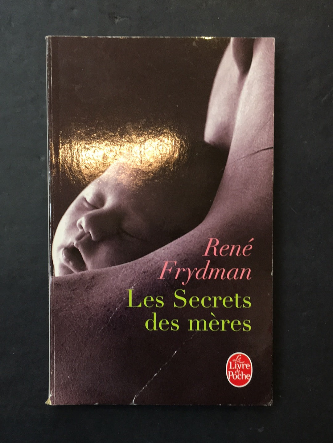 LES SECRETS DES MÈRES
