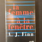 LA FEMME À LA FENÊTRE