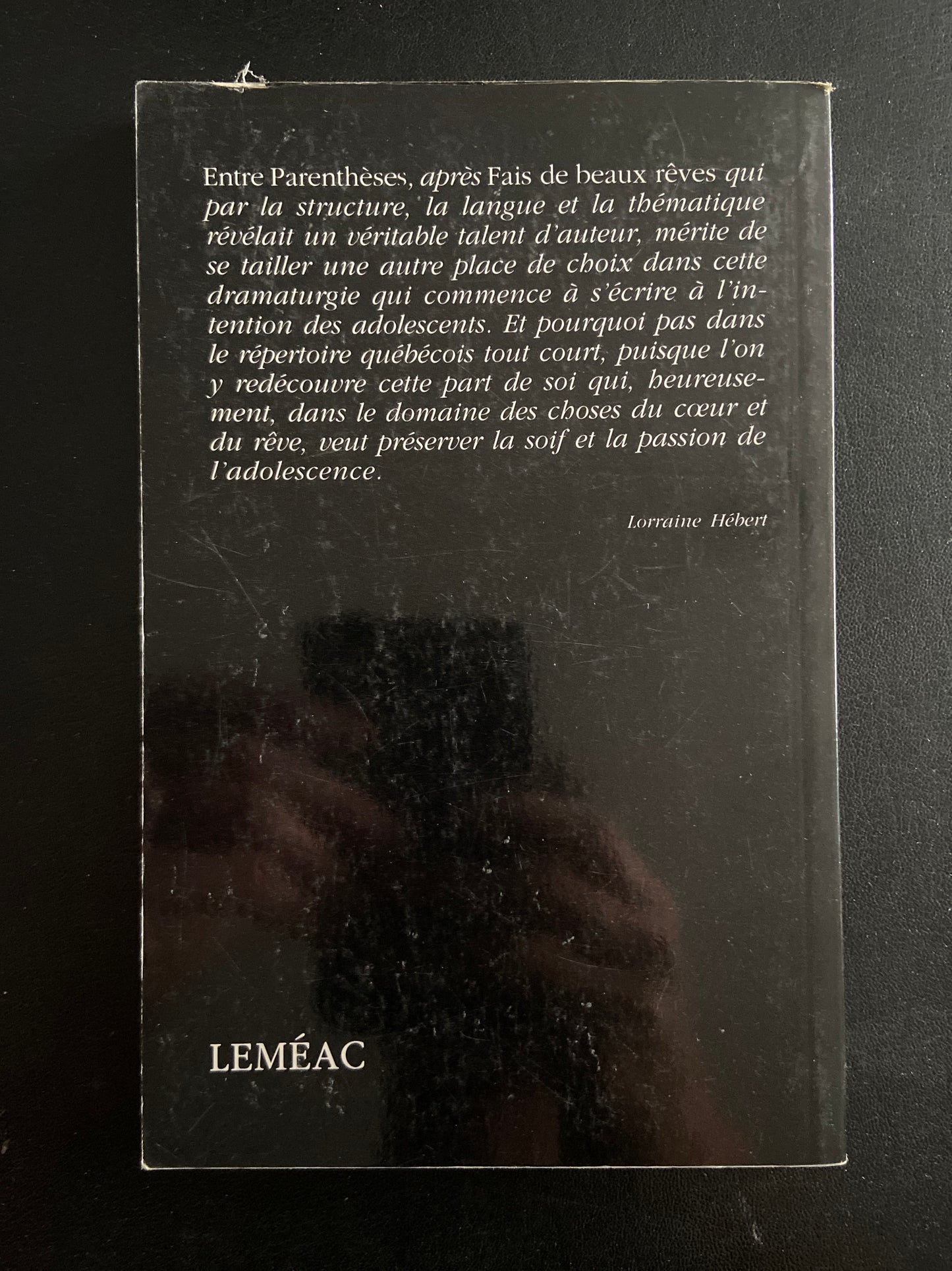 ENTRE PARENTHÈSES