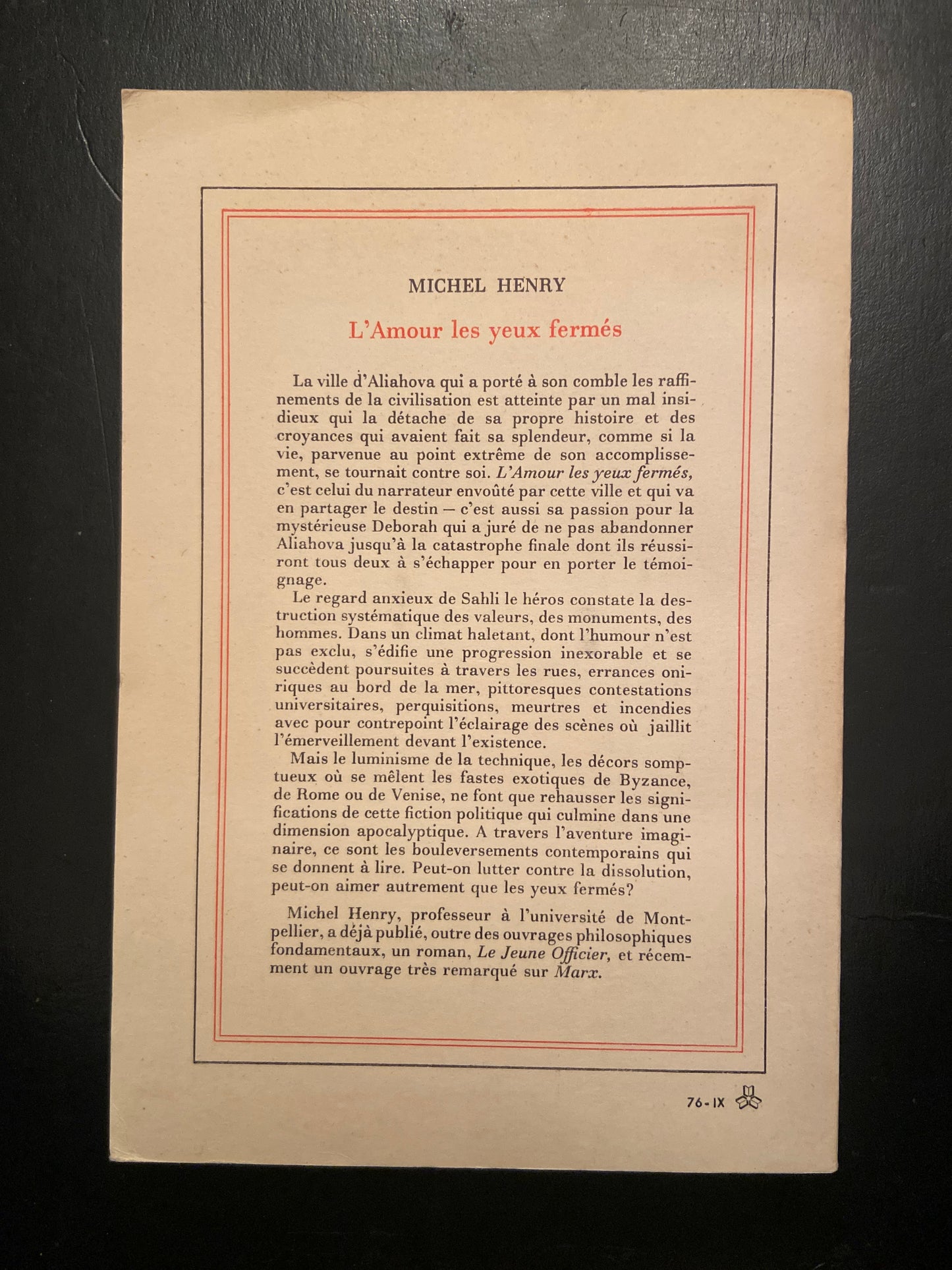 L'AMOUR LES YEUX FERMÉS