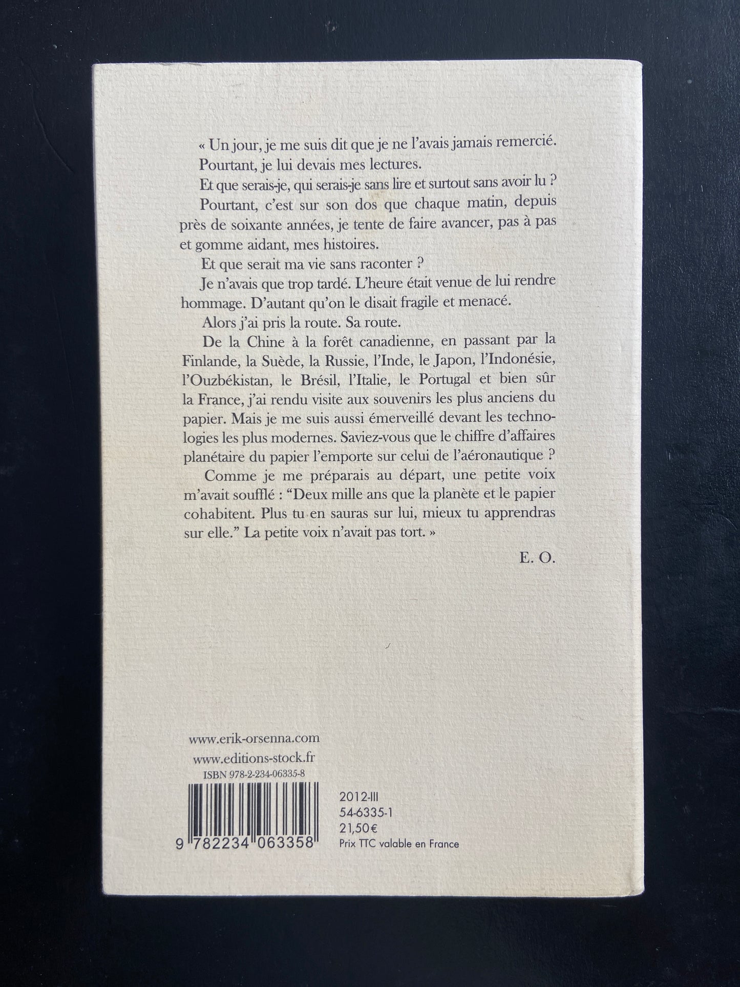 SUR LA ROUTE DU PAPIER