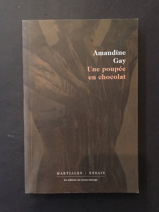 UNE POUPÉE EN CHOCOLAT