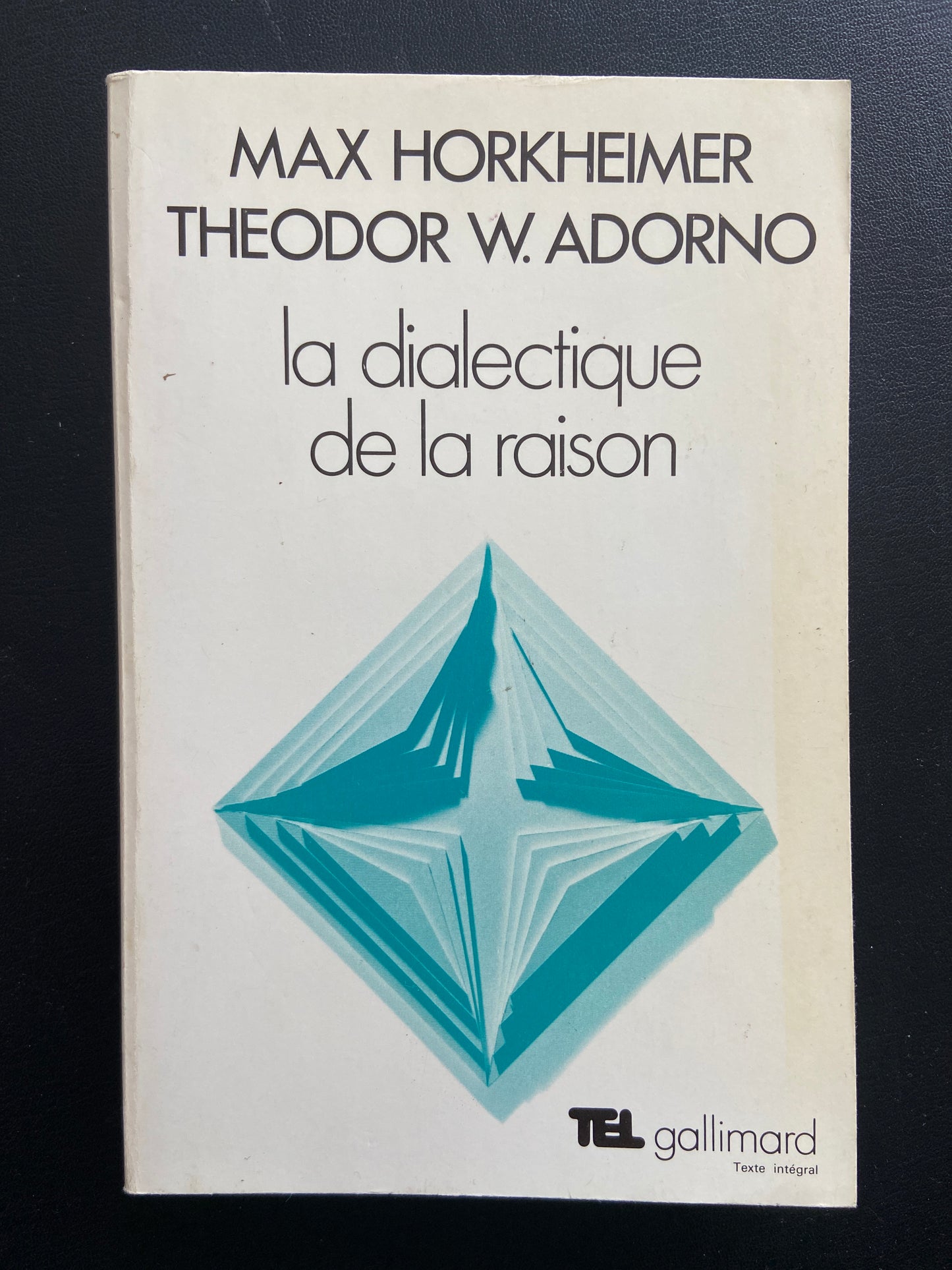 LA DIALECTIQUE DE LA RAISON