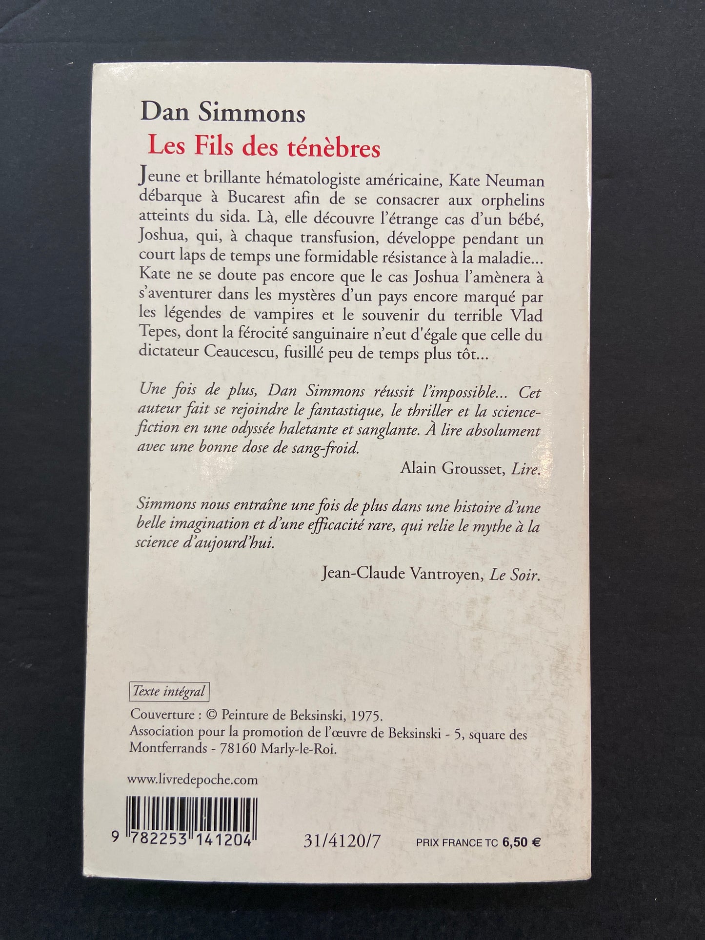 LES FILS DES TÉNÈBRES