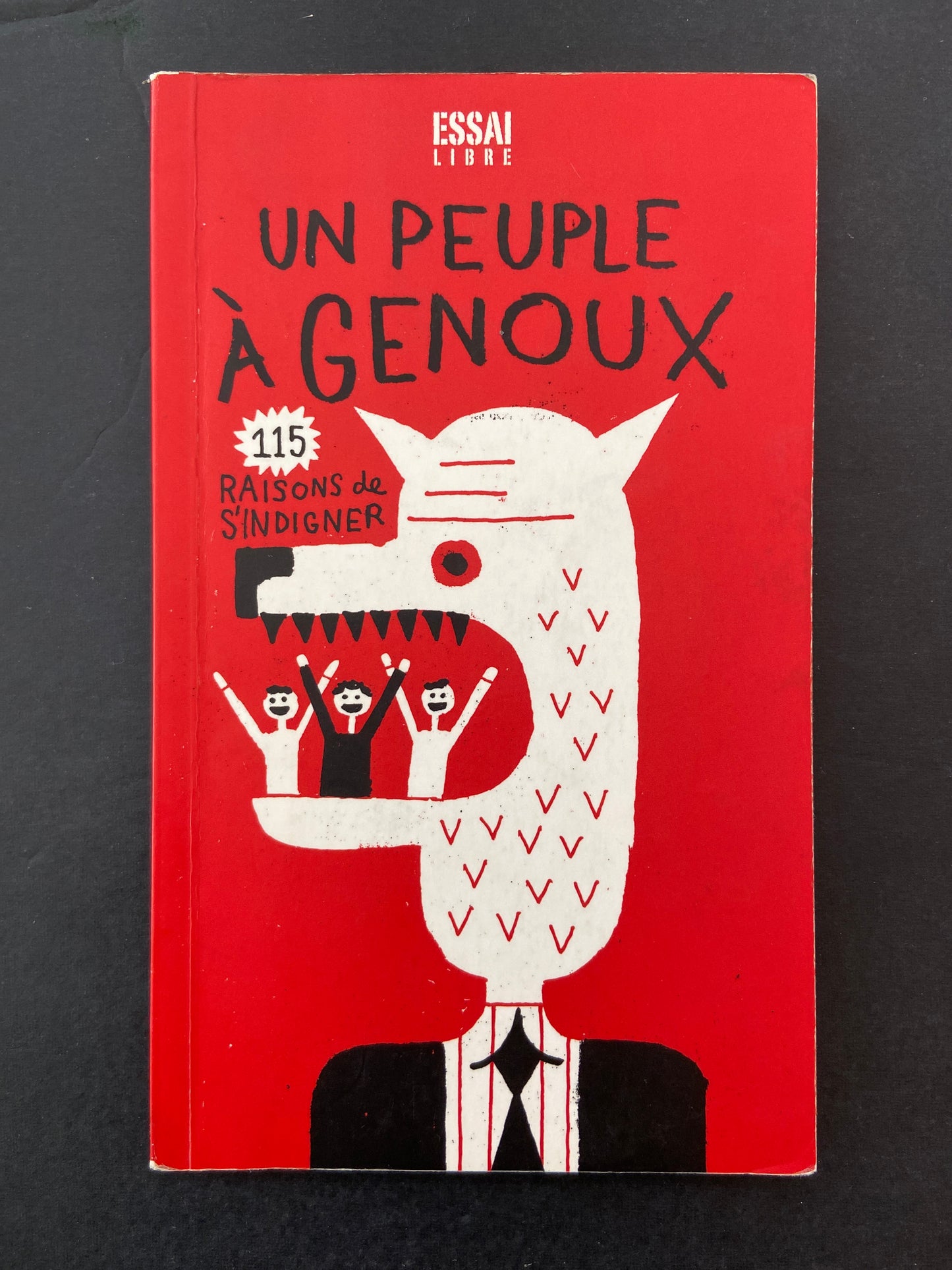 UN PEUPLE À GENOUX