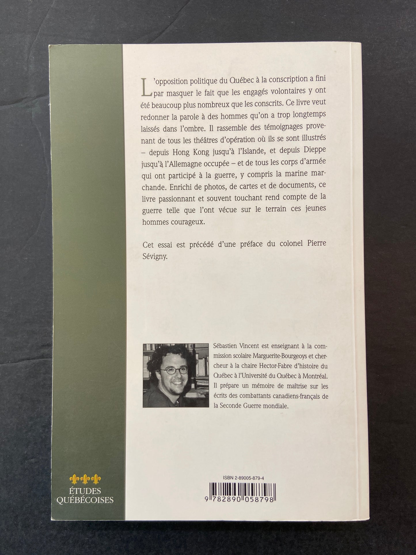 LAISSÉS DANS L'OMBRE - LES QUÉBÉCOIS ENGAGÉS VOLONTAIRES DE 39-45