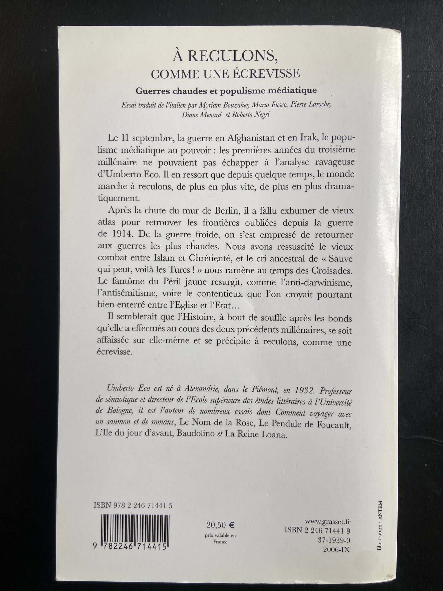 À RECULONS, COMME UNE ÉCREVISSE