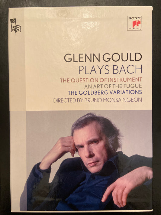 GLENN GOULD PLAYS BACH