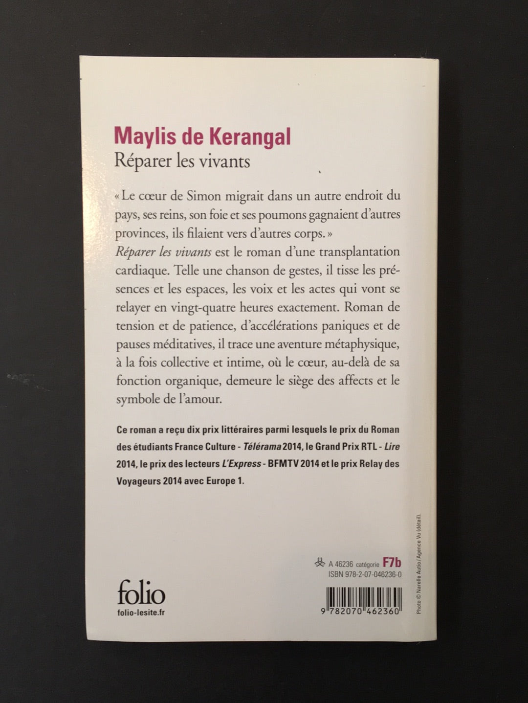 RÉPARER LES VIVANTS