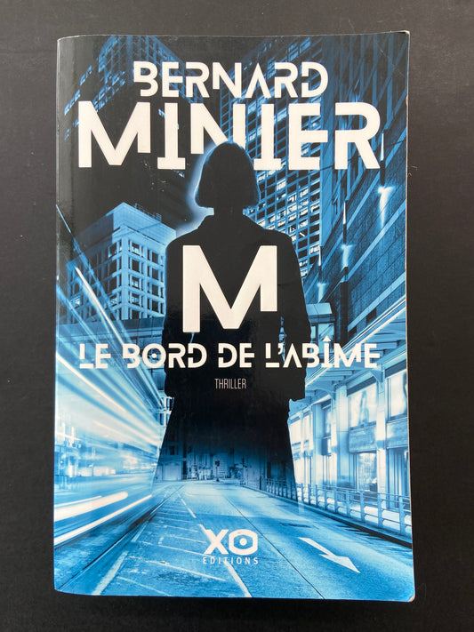 LE BORD DE L'ABÎME