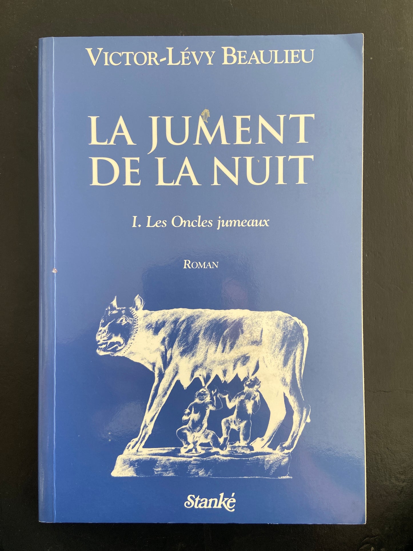 LA JUMENT DE LA NUIT - 1. LES ONCLES JUMEAUX