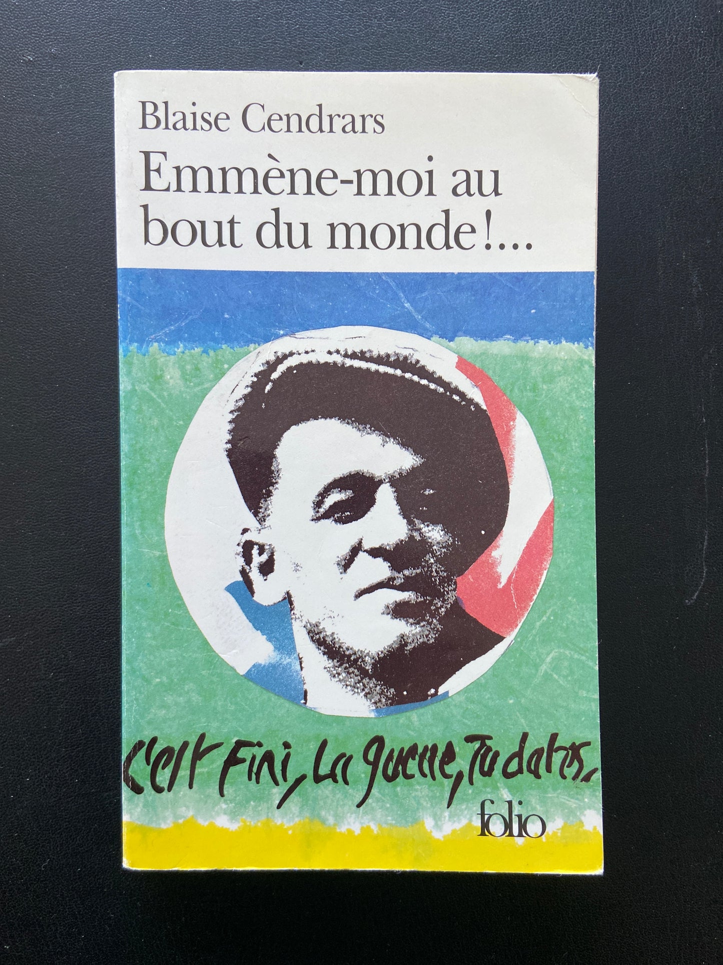 EMMÈNE-MOI AU BOUT DU MONDE!...