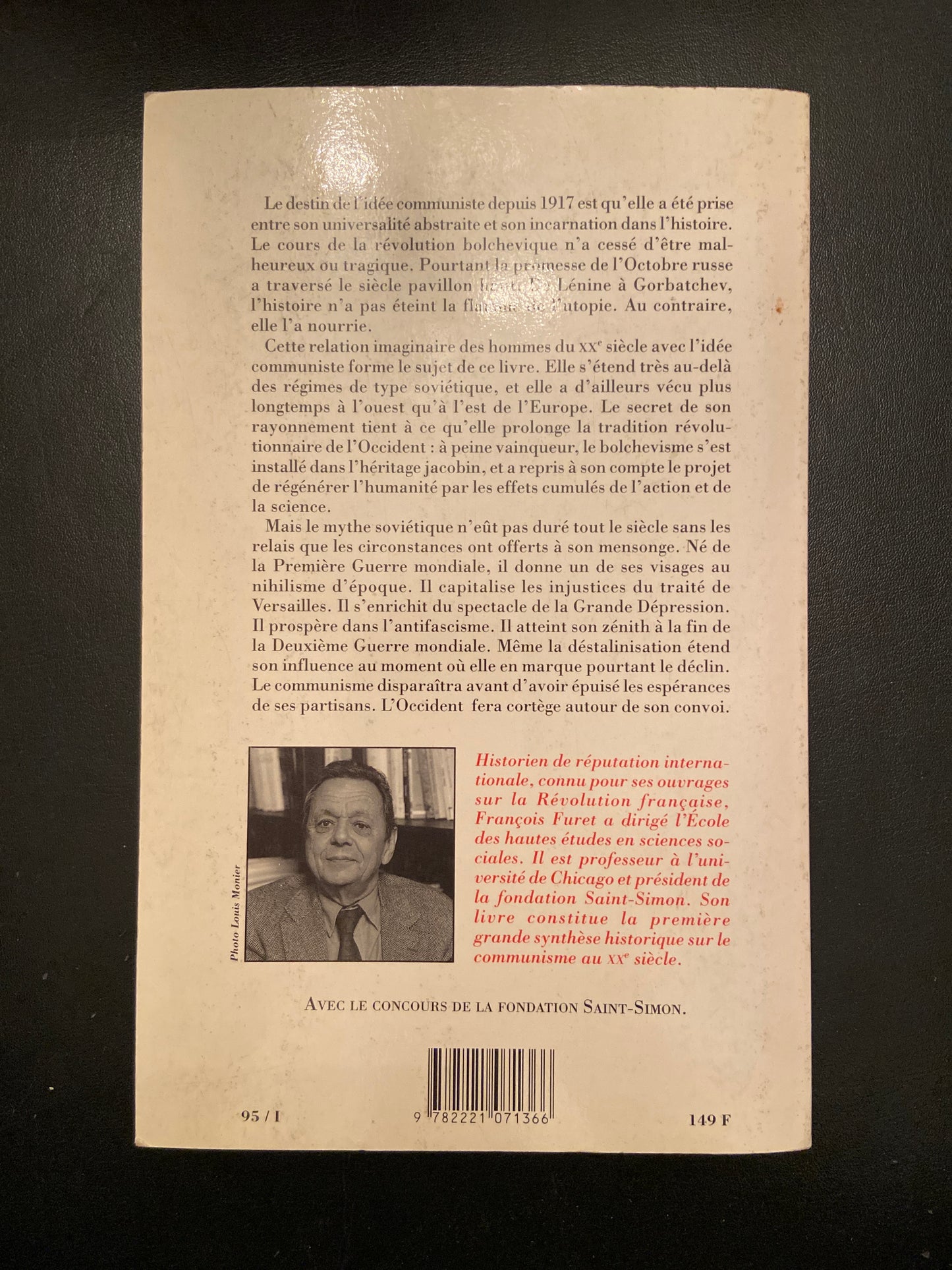 LE PASSÉ D'UNE ILLUSION - ESSAI SUR L'IDÉE COMMUNISTE AU XXÈ SIÈCLE