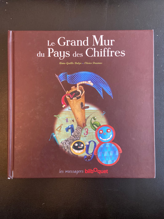 LE GRAND MUR DU PAYS DES CHIFFRES