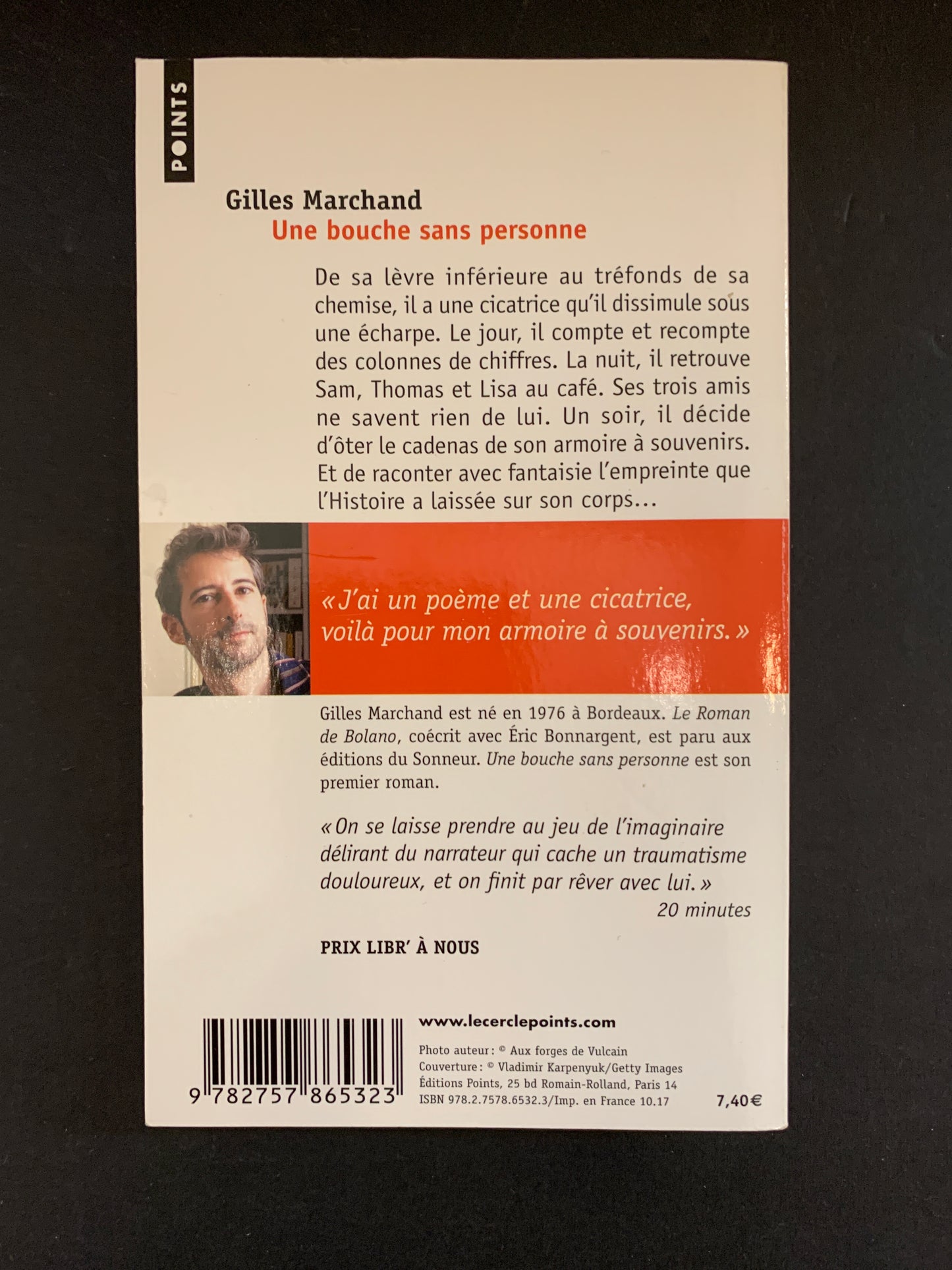 UNE BOUCHE SANS PERSONNE