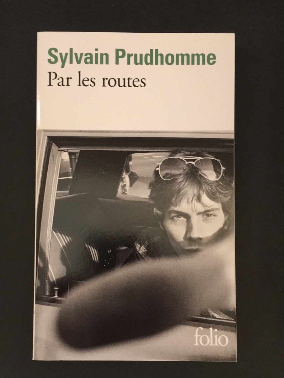 PAR LES ROUTES