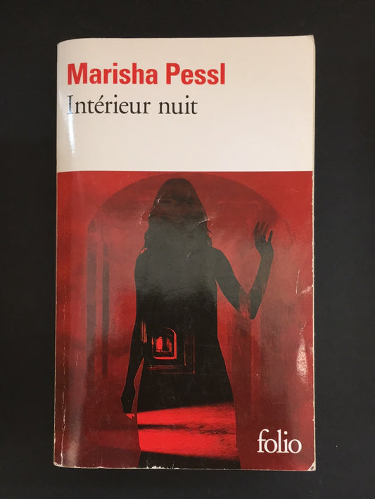 INTÉRIEUR NUIT